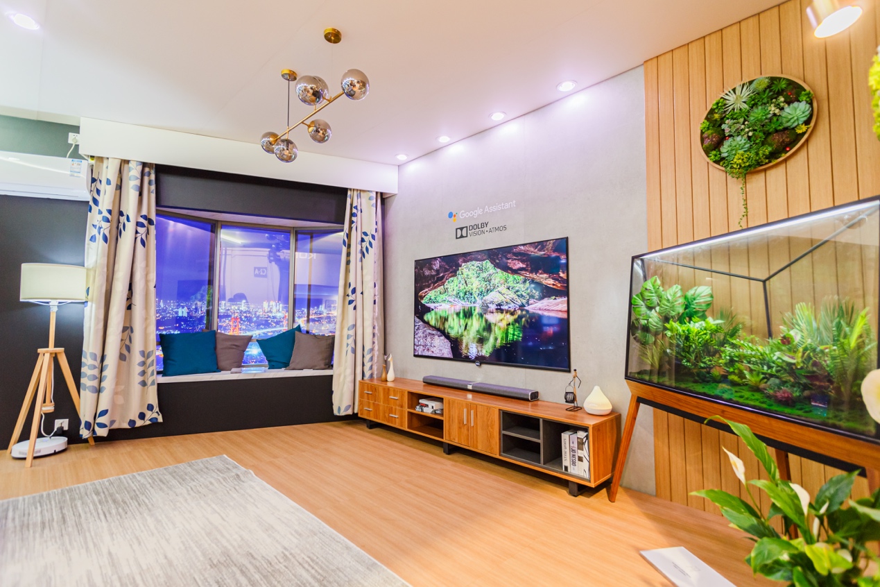 圖片包含 室內, 天花板, 地板, 墻壁

描述已自動生成